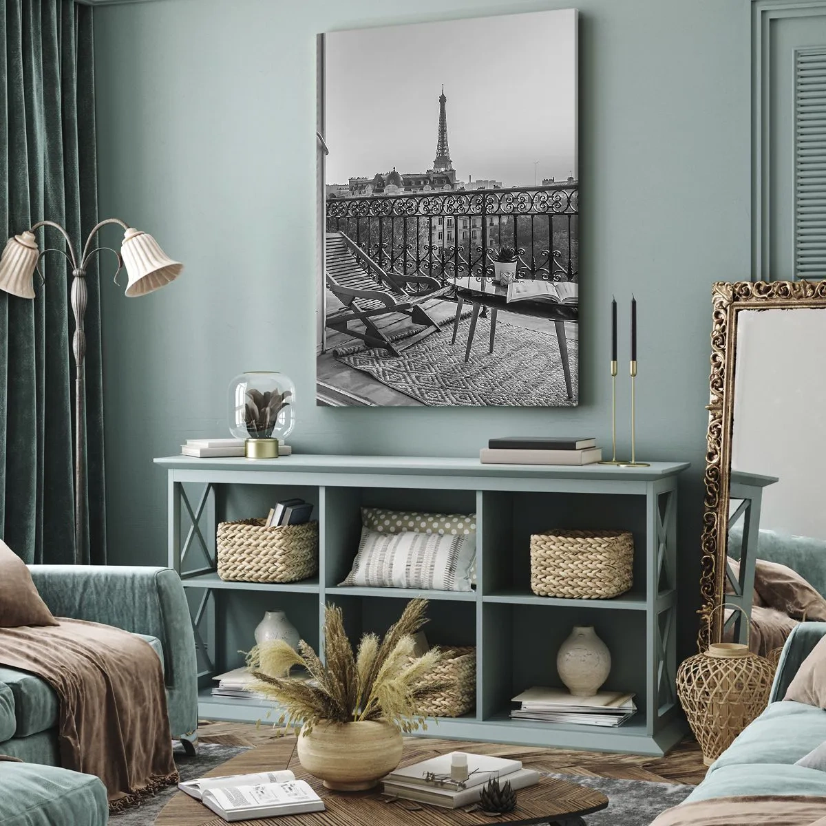 Cuadro sobre lienzo - Impresión de Imagen - Vista de la Torre Eiffel desde el balcón con tumbonas y una mesa. - 50x70cm - Una tarde parisina - Decoración de pared moderna para salón y dormitorio ARTTOR