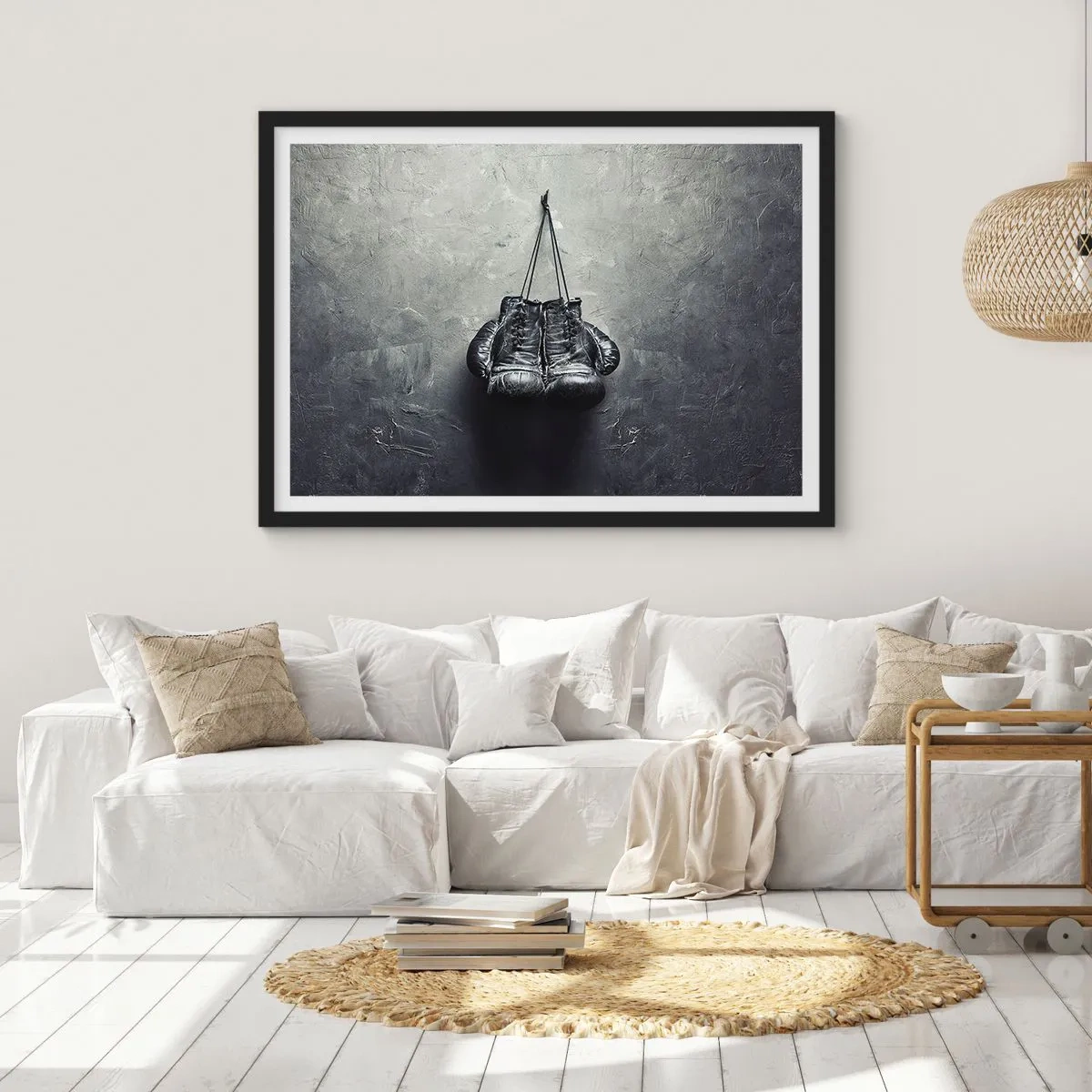 Póster en marco negro - Guantes de boxeo viejos contra la pared - 70x50cm - Tiempo de lucha y tiempo de paz - Decoración de pared moderna para salón y dormitorio ARTTOR