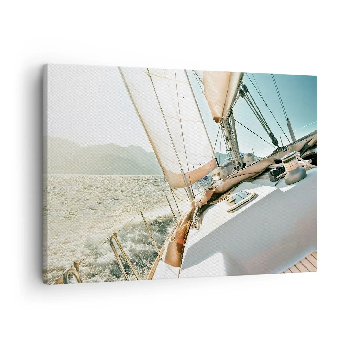 Cuadro sobre lienzo - Impresión de Imagen - Un yate en mar abierto con vistas a las montañas. - 70x50cm - A toda vela - Decoración de pared moderna para salón y dormitorio ARTTOR