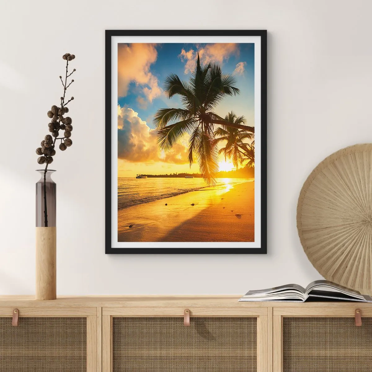 Póster en marco negro - Playa tropical al atardecer con palmeras - 50x70cm - Un sueño caribeño - Decoración de pared moderna para salón y dormitorio ARTTOR