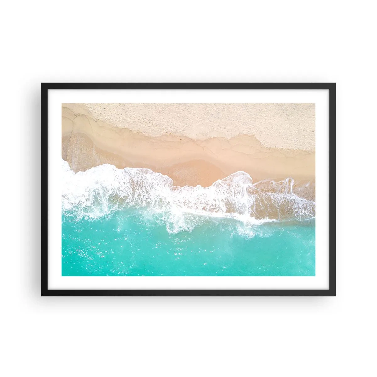 Póster en marco negro - Una vista de pájaro de una playa con agua turquesa y olas suaves. - 70x50cm - Un toque acariciador - Decoración de pared moderna para salón y dormitorio ARTTOR