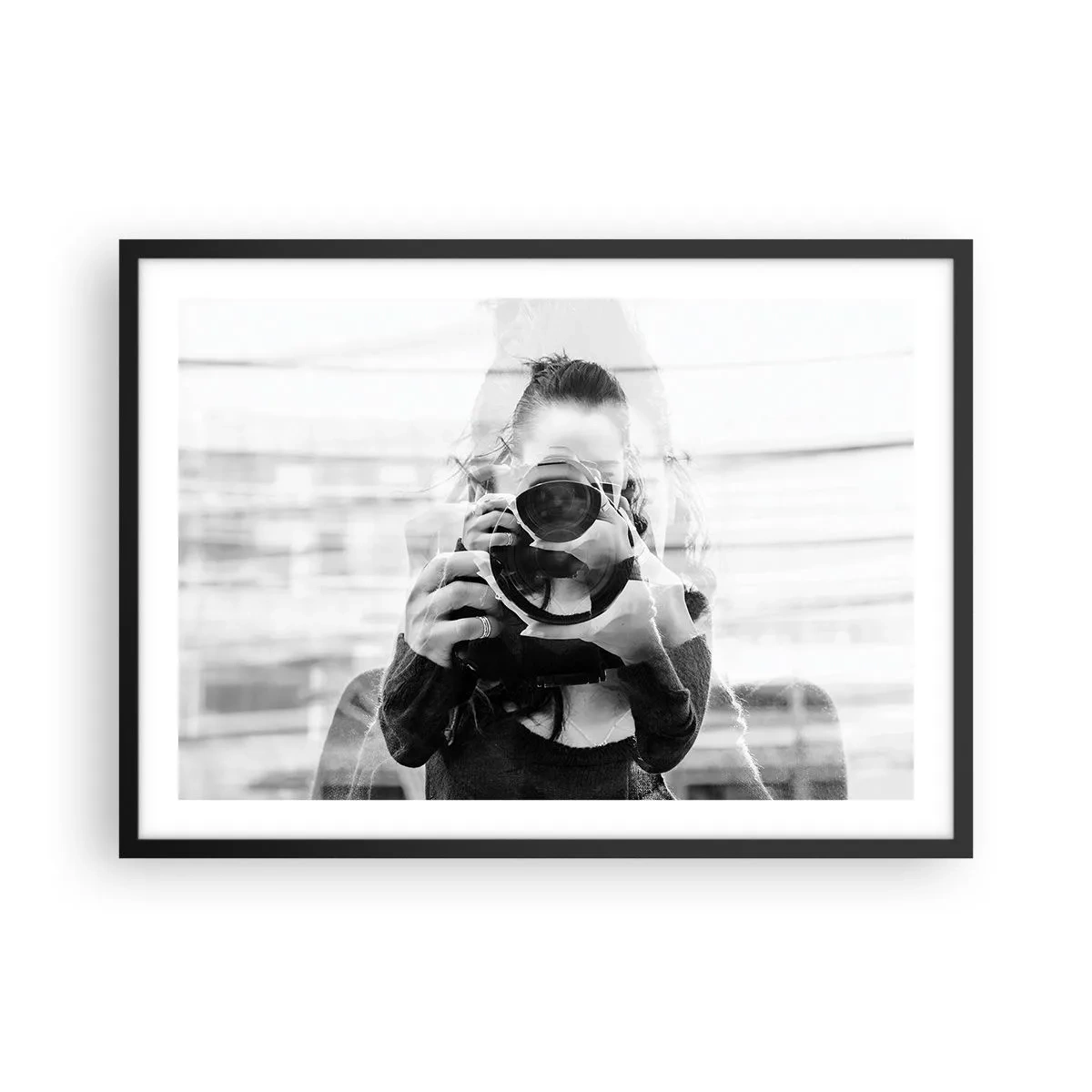 Póster en marco negro - Retrato de doble exposición en blanco y negro de un fotógrafo. - 70x50cm - Creador y creación - Decoración de pared moderna para salón y dormitorio ARTTOR