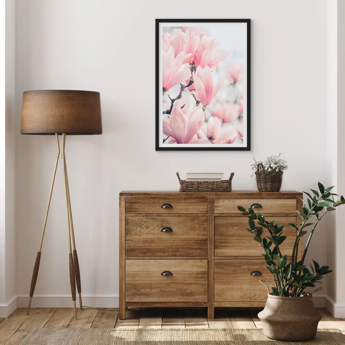 Póster en marco negro - Magnolias rosas en un sutil entorno primaveral. - 50x70cm - La perfección de la sutileza - Decoración de pared moderna para salón y dormitorio ARTTOR