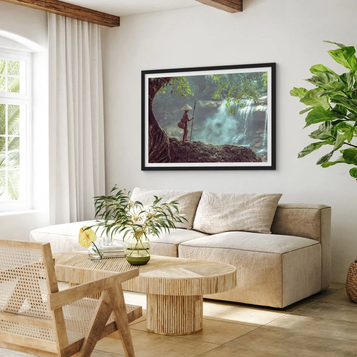 Póster en marco negro - Una figura con una lanza en una cascada en un bosque tropical. - 70x50cm - Amistad con la naturaleza - Decoración de pared moderna para salón y dormitorio ARTTOR