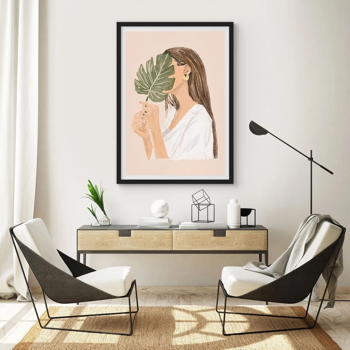 Póster en marco negro - Una mujer cubriéndose la cara con una hoja de monstera. - 50x70cm - Retrato misterioso con un abanico - Decoración de pared moderna para salón y dormitorio ARTTOR