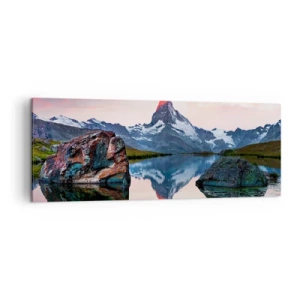 Cuadro sobre lienzo - Impresión de Imagen - Un pico de montaña reflejado en un lago al atardecer. - 140x50cm - El corazón de las montañas arde - Decoración de pared moderna para salón y dormitorio ARTTOR