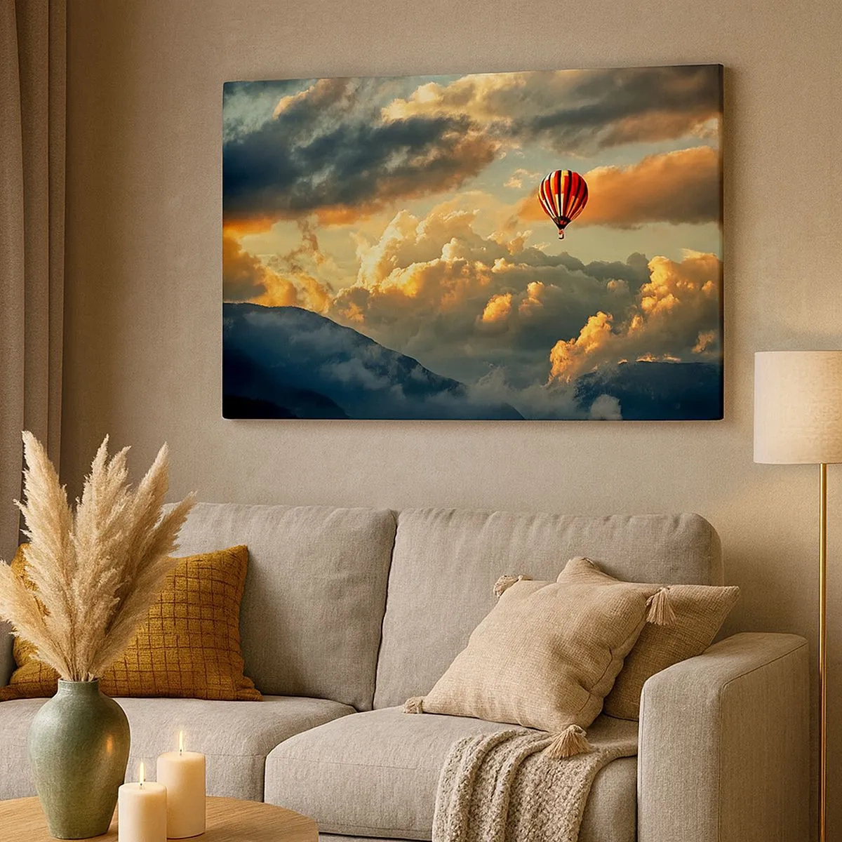 Cuadro sobre lienzo - Impresión de Imagen - Un globo contra un fondo de nubes dramáticas. - 70x50cm - Vuelo porque quiero - Decoración de pared moderna para salón y dormitorio ARTTOR