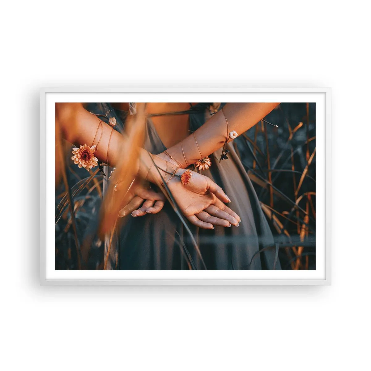 Póster en marco blanco - Conectada con la naturaleza - 91x61 cm