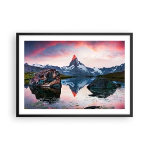Póster en marco negro - Un pico de montaña reflejado en un lago al atardecer. - 70x50cm - El corazón de las montañas arde - Decoración de pared moderna para salón y dormitorio ARTTOR