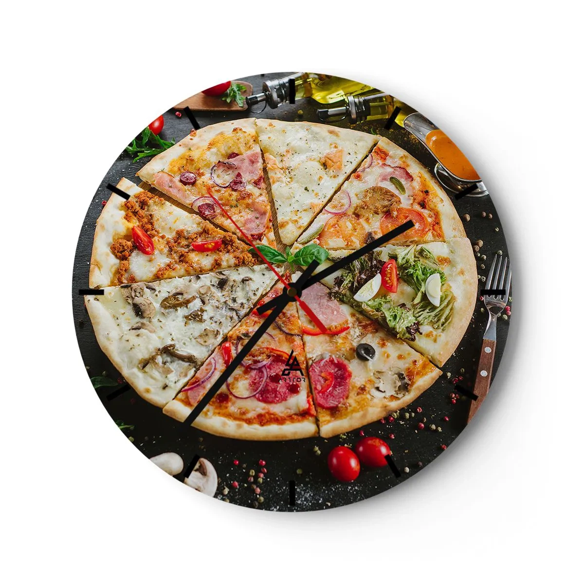 Reloj de pared - Reloj de vidrio - Deliciosa pizza con diversos ingredientes sobre un fondo negro. - 30x30cm - Una gama de gustos - Decoración de pared moderna para salón, cocina y dormitorio ARTTOR