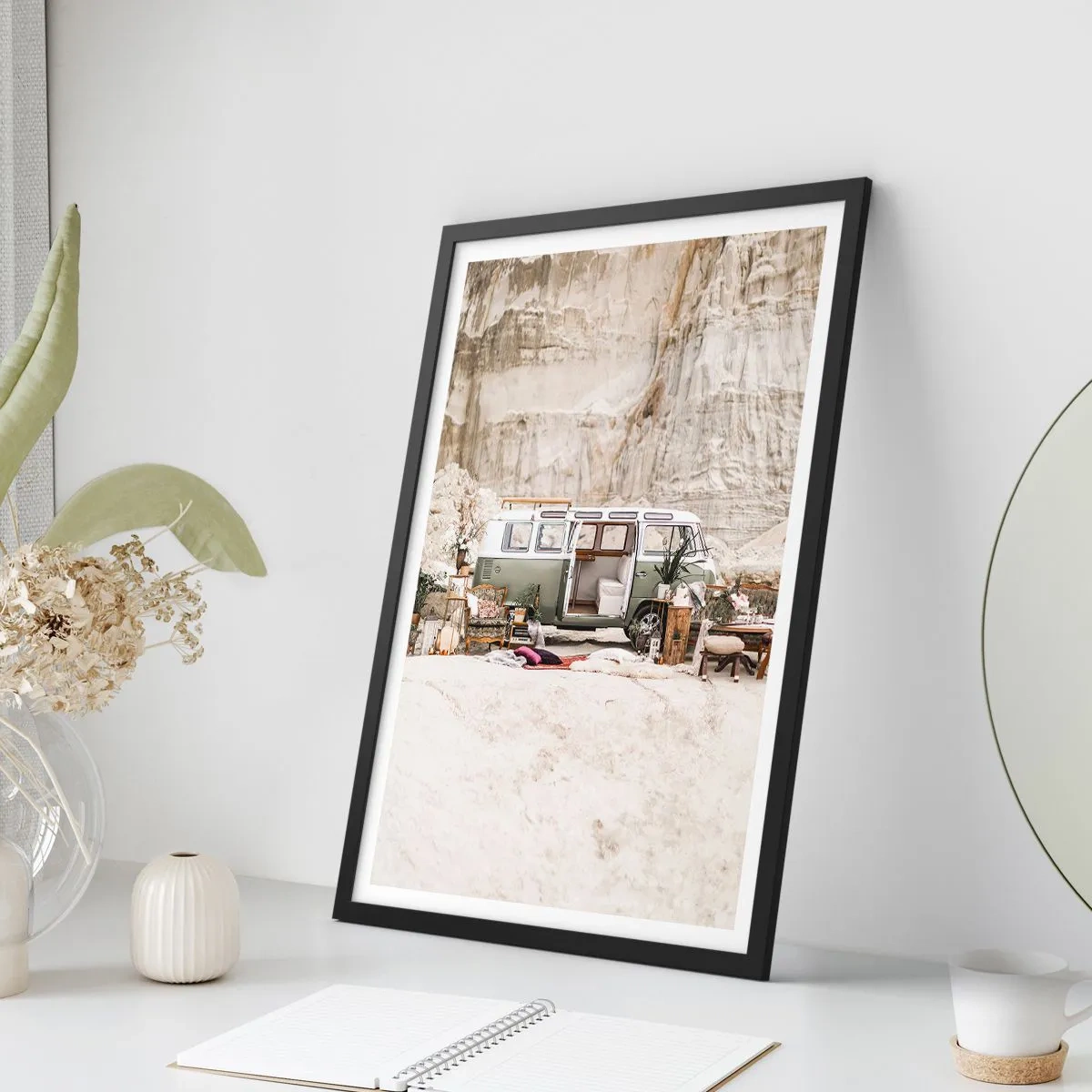 Póster en marco negro - Hora de empezar el viaje - 61x91 cm