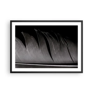 Póster en marco negro - Textura de plumas en blanco y negro en un estilo minimalista. - 70x50cm - Pluma - una construcción maravillosa - Decoración de pared moderna para salón y dormitorio ARTTOR