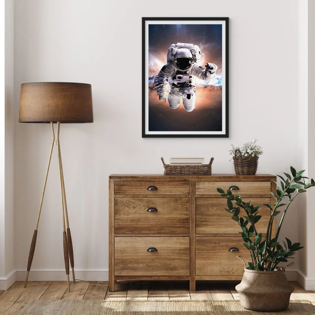 Póster en marco negro - Astronauta en el espacio - 50x70cm - Saludos desde el espacio exterior - Decoración de pared moderna para salón y dormitorio ARTTOR
