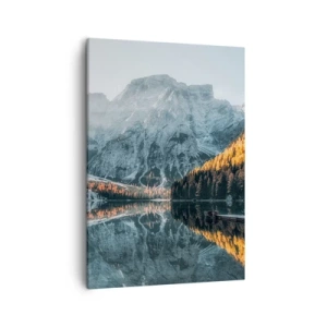 Cuadro sobre lienzo - Impresión de Imagen - Un paisaje de montaña reflejado en la tranquila superficie de un lago. - 50x70cm - Paisaje en el espejo - Decoración de pared moderna para salón y dormitorio ARTTOR