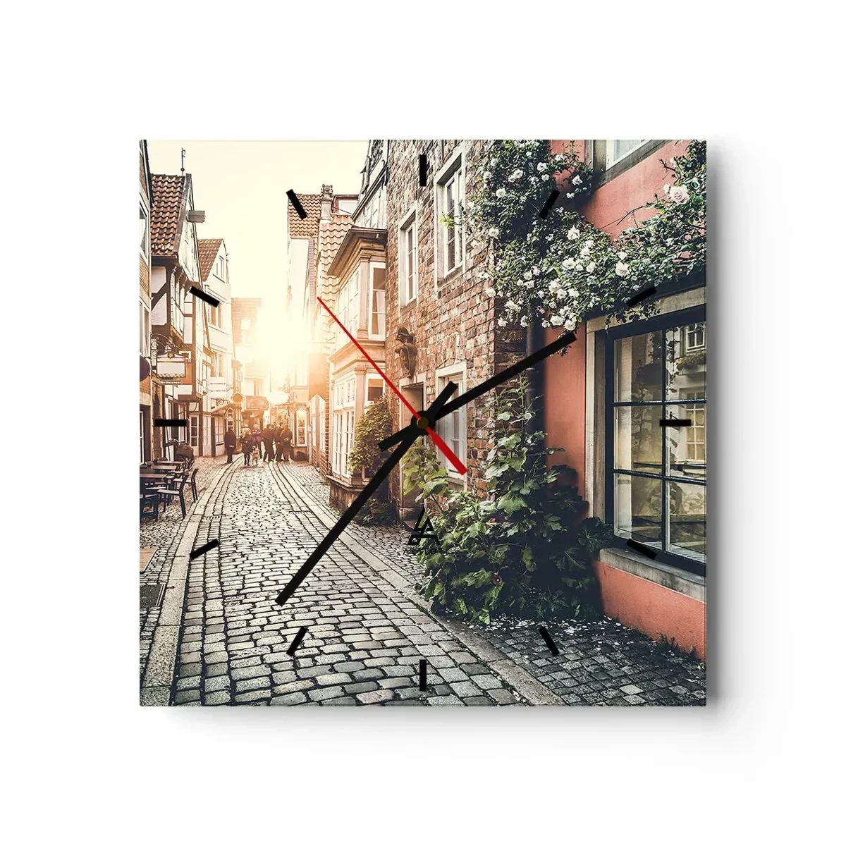 Reloj de pared - Reloj de vidrio - Una encantadora calle con pavimento de piedra y flores. - 30x30cm - El callejón de las rosas - Decoración de pared moderna para salón y dormitorio ARTTOR