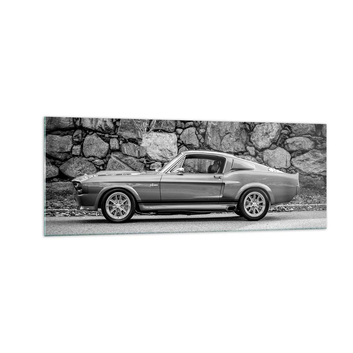Cuadro sobre vidrio - Impresiones sobre Vidrio - Fotografía en blanco y negro de un coche clásico. - 140x50cm - Una leyenda de los años 60 - Decoración de pared moderna para salón y dormitorio ARTTOR