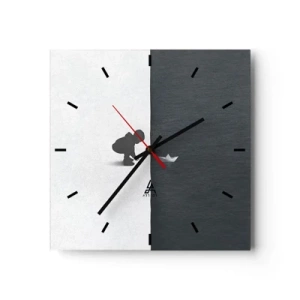 Reloj de pared - Reloj de vidrio - Figura de un niño con un barquito de papel sobre un fondo de mitades contrastantes. - 30x30cm - Una gran expedición náutica - Decoración de pared moderna para salón y dormitorio ARTTOR