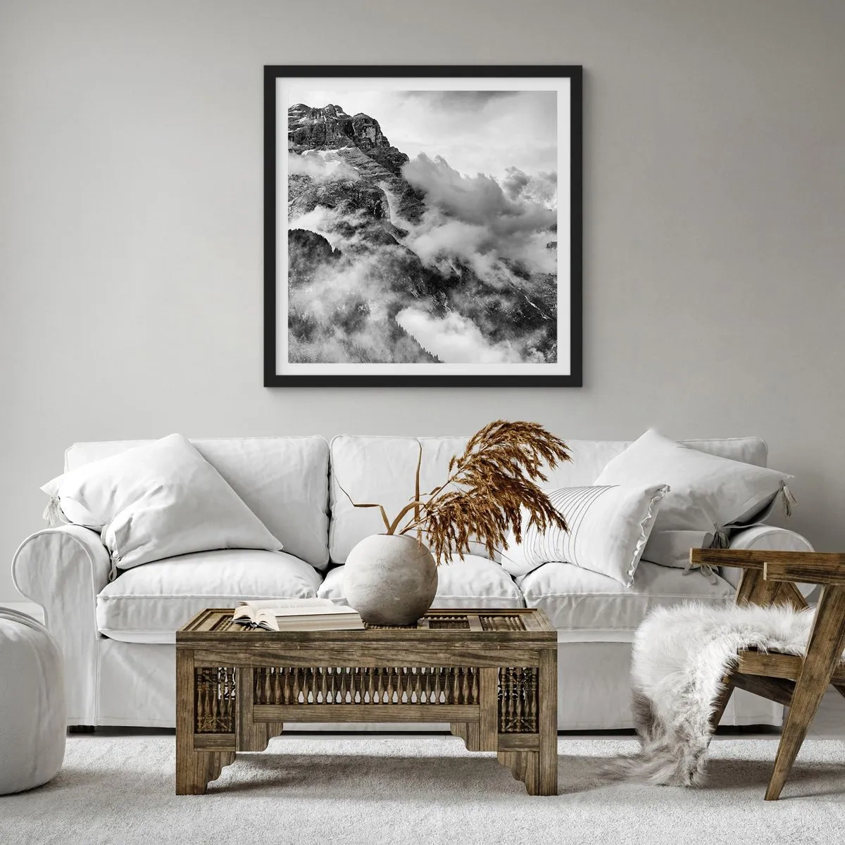 Póster en marco negro - Hermoso y cruel - 60x60 cm