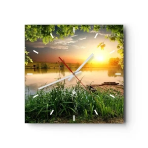 Reloj de pared - Reloj de vidrio - Paisaje verde con un lago al atardecer - 30x30cm - Paisaje en un marco verde - Decoración de pared moderna para salón y dormitorio ARTTOR