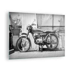 Cuadro sobre vidrio - Impresiones sobre Vidrio - Una motocicleta de estilo retro apoyada contra una pared de madera. - 70x50cm - Los clásicos por encima de todo - Decoración de pared moderna para salón y dormitorio ARTTOR