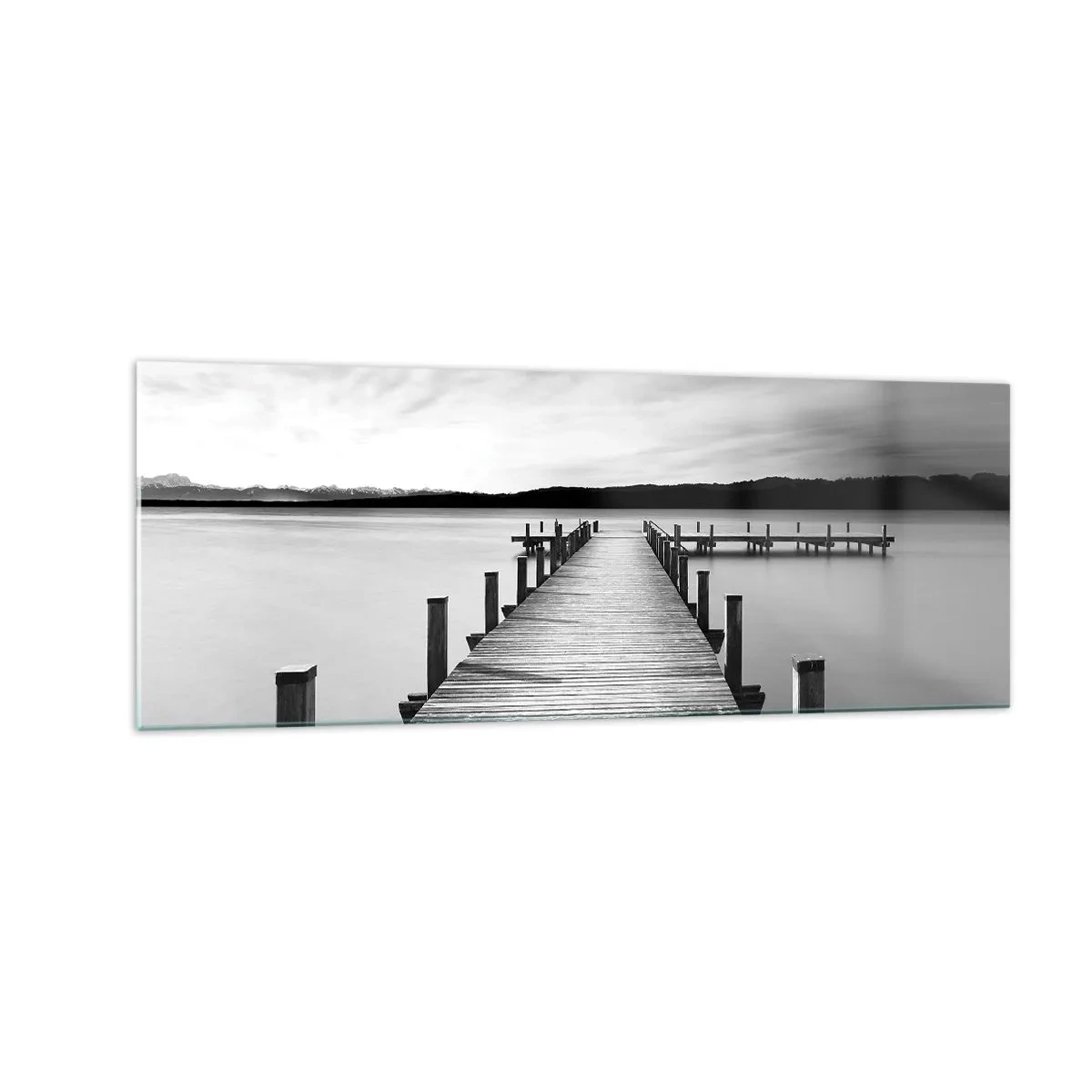 Cuadro sobre vidrio - Impresiones sobre Vidrio - Un embarcadero blanco y negro en un lago tranquilo. - 140x50cm - En el lago de la paz - Decoración de pared moderna para salón y dormitorio ARTTOR
