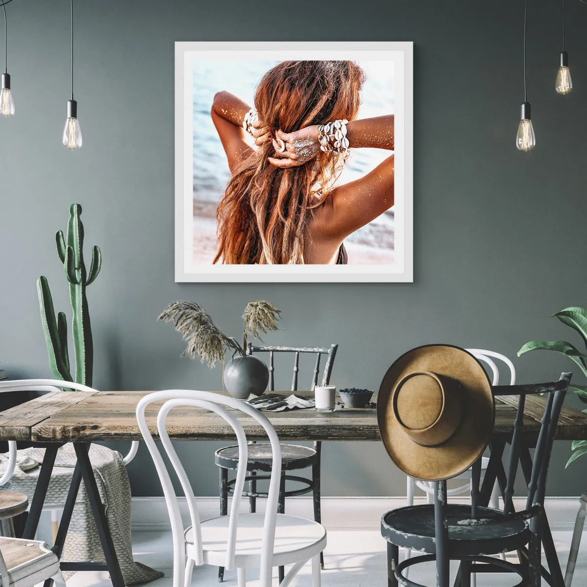 Póster en marco blanco - Hermanada con el agua y el sol - 40x40 cm