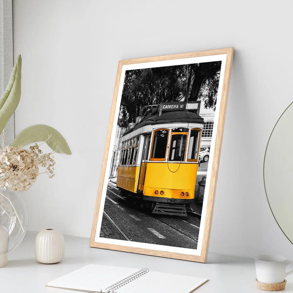 Póster en marco roble claro - Y un fado de fondo - 61x91 cm