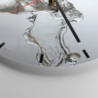 Esfera sin numeración, con rayas