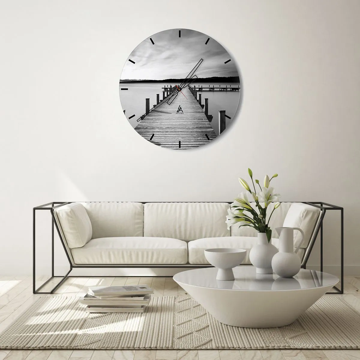 Reloj de pared - Reloj de vidrio - Un muelle de madera que conduce a las profundidades de un lago tranquilo. - 30x30cm - En el lago de la paz - Decoración de pared moderna para salón, cocina y dormitorio ARTTOR