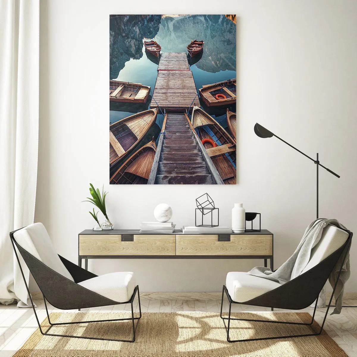 Cuadro sobre vidrio - Impresiones sobre Vidrio - Barcos de madera en un muelle en un lago de montaña - 80x120cm - Esperando en el muelle - Decoración de pared moderna para salón y dormitorio ARTTOR