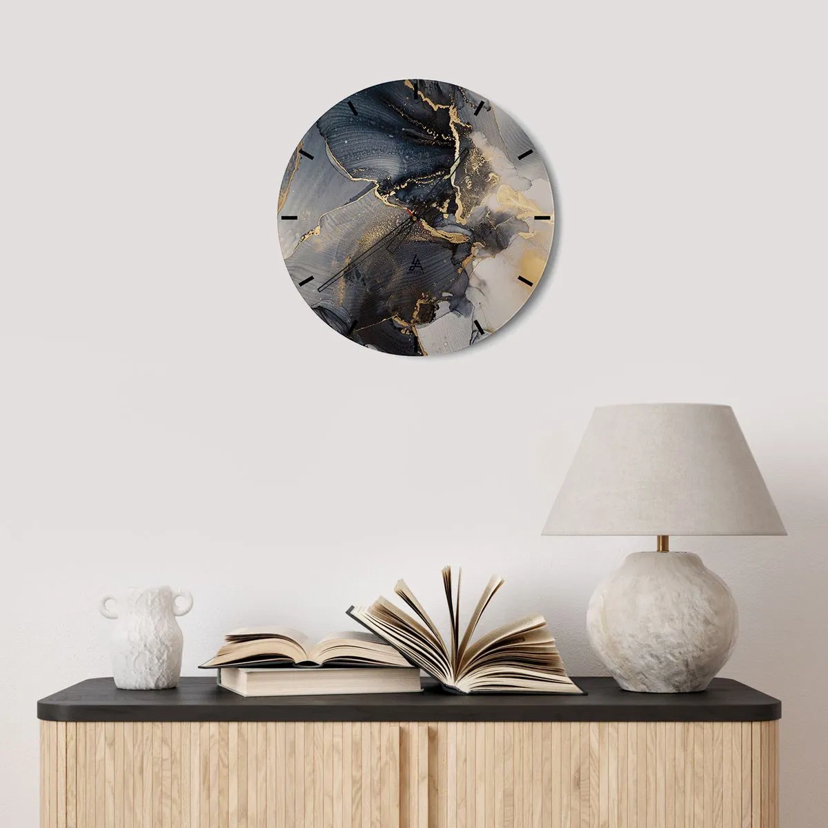 Reloj de pared - Reloj de vidrio - Patrones abstractos oscuros con acentos dorados en el vidrio. - 30x30cm - La vida de una piedra - Decoración de pared moderna para salón, cocina y dormitorio ARTTOR