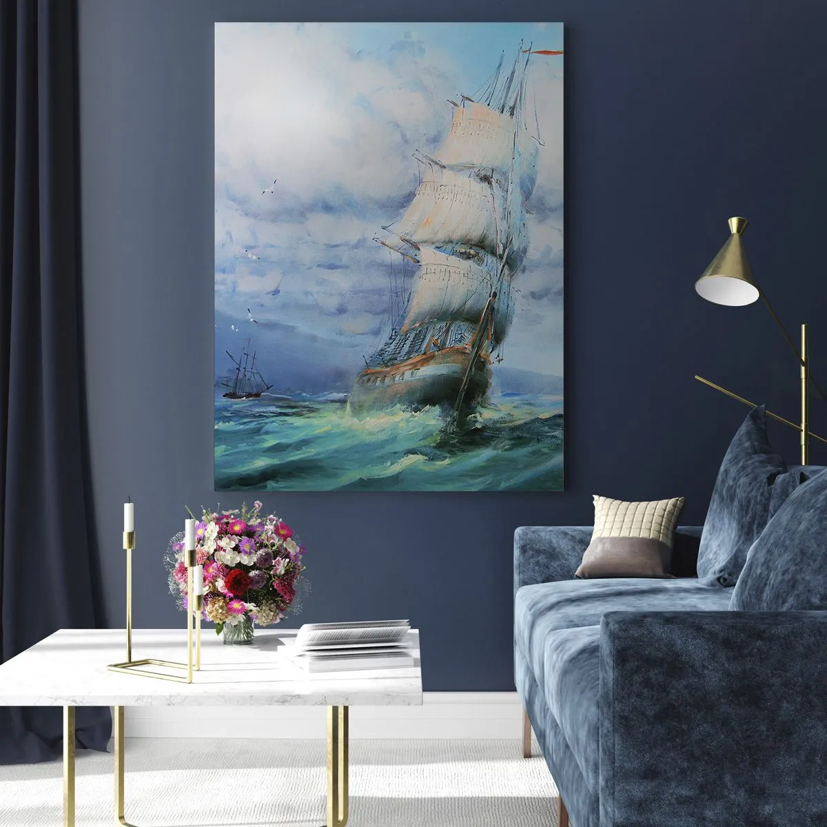 Cuadro sobre vidrio - Impresiones sobre Vidrio - Un barco con velas navegando en un mar tempestuoso bajo un cielo nublado. - 50x70cm - Viento en popa - Decoración de pared moderna para salón y dormitorio ARTTOR
