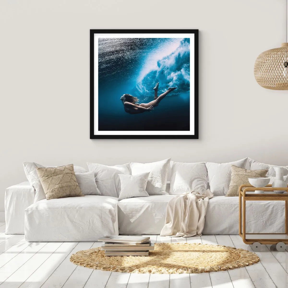 Póster en marco negro - Una sirena contemporánea - 30x30 cm