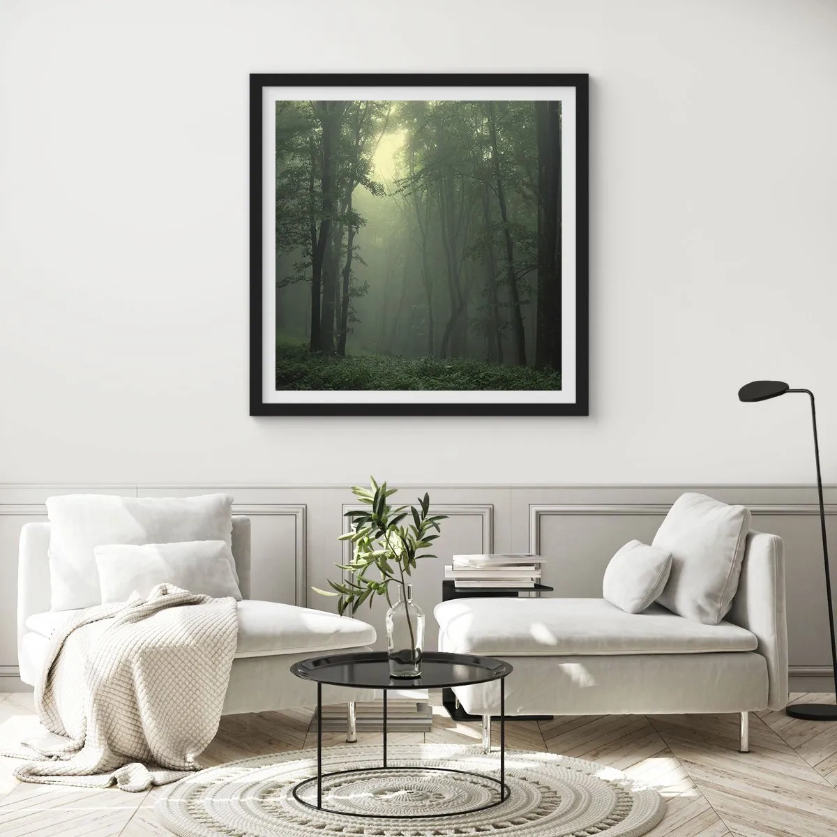 Póster en marco negro - Antes de que se despierte el bosque - 30x30 cm