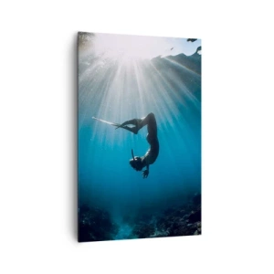 Cuadro sobre lienzo - Impresión de Imagen - Un buzo flotando en un haz de luz bajo el agua. - 80x120cm - Danza subacuática - Decoración de pared moderna para salón y dormitorio ARTTOR