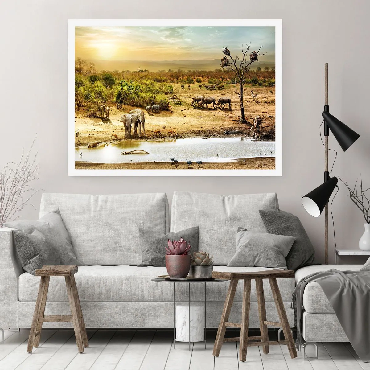 Póster - Elefantes y animales salvajes en un abrevadero al atardecer - 100x70cm - Y del Edén fluyó un río... - Decoración de pared moderna para salón y dormitorio ARTTOR