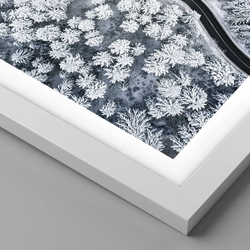 Póster en marco blanco - A través de un bosque invernal - 91x61 cm