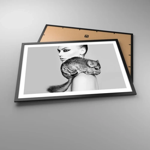 Póster en marco negro - Dama con chinchilla - 70x50 cm