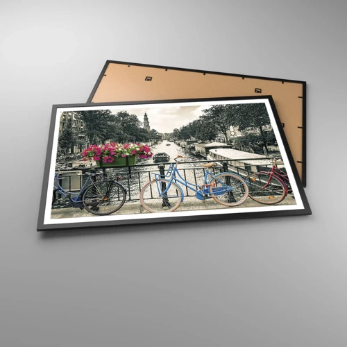 Póster en marco negro - Los colores de una calle de Ámsterdam - 91x61 cm